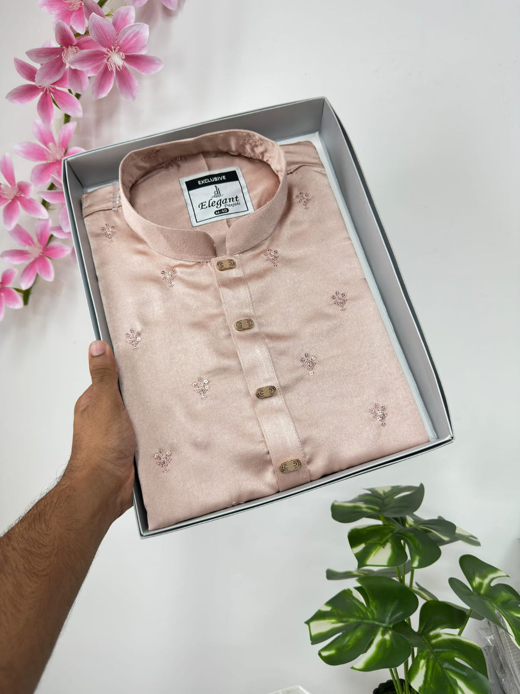 Unravel Ivory Rose Punjabi