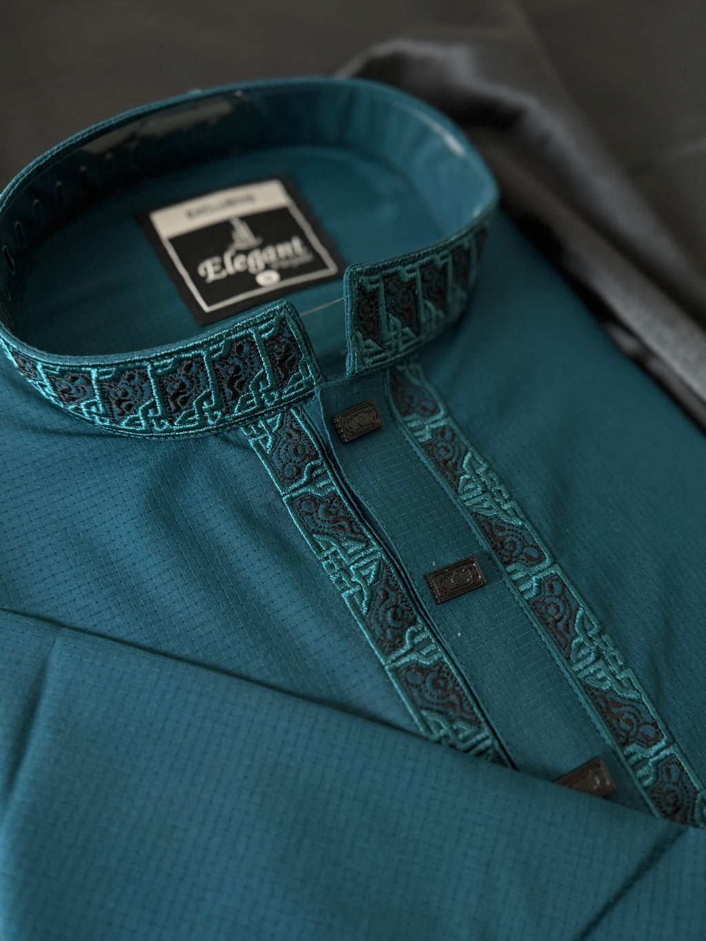 Unravel Ocean Crown Punjabi