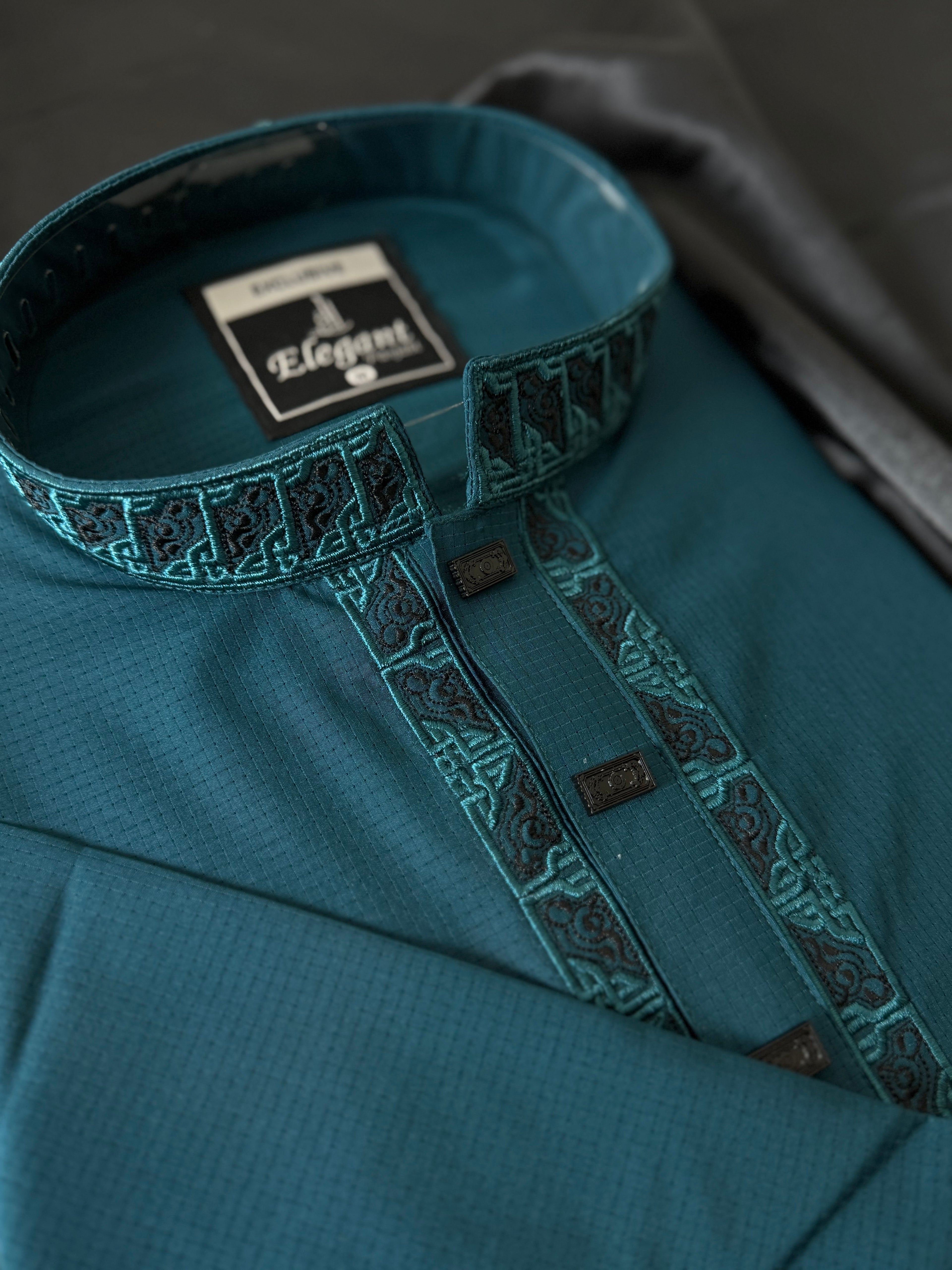 Unravel Ocean Crown Punjabi