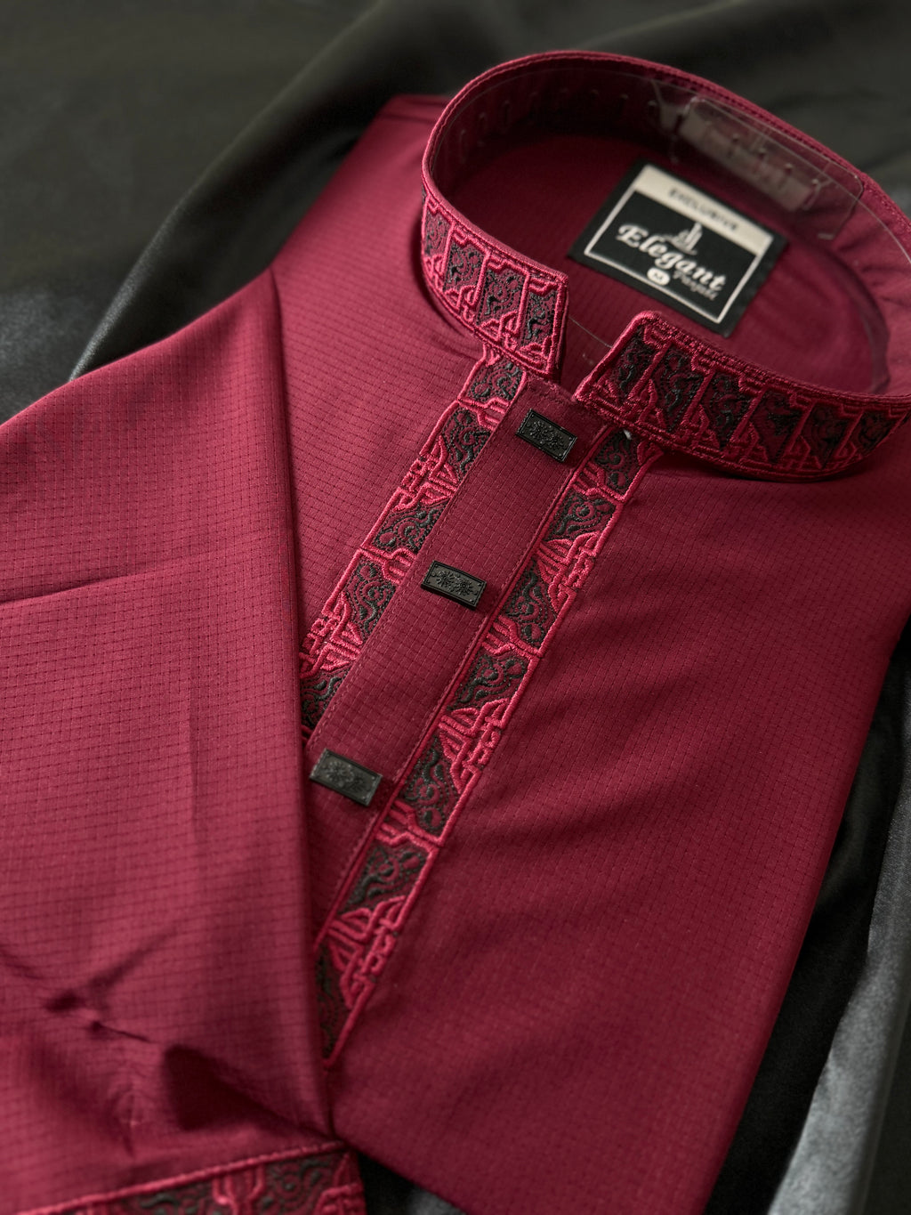 Unravel Maroon Crown Punjabi